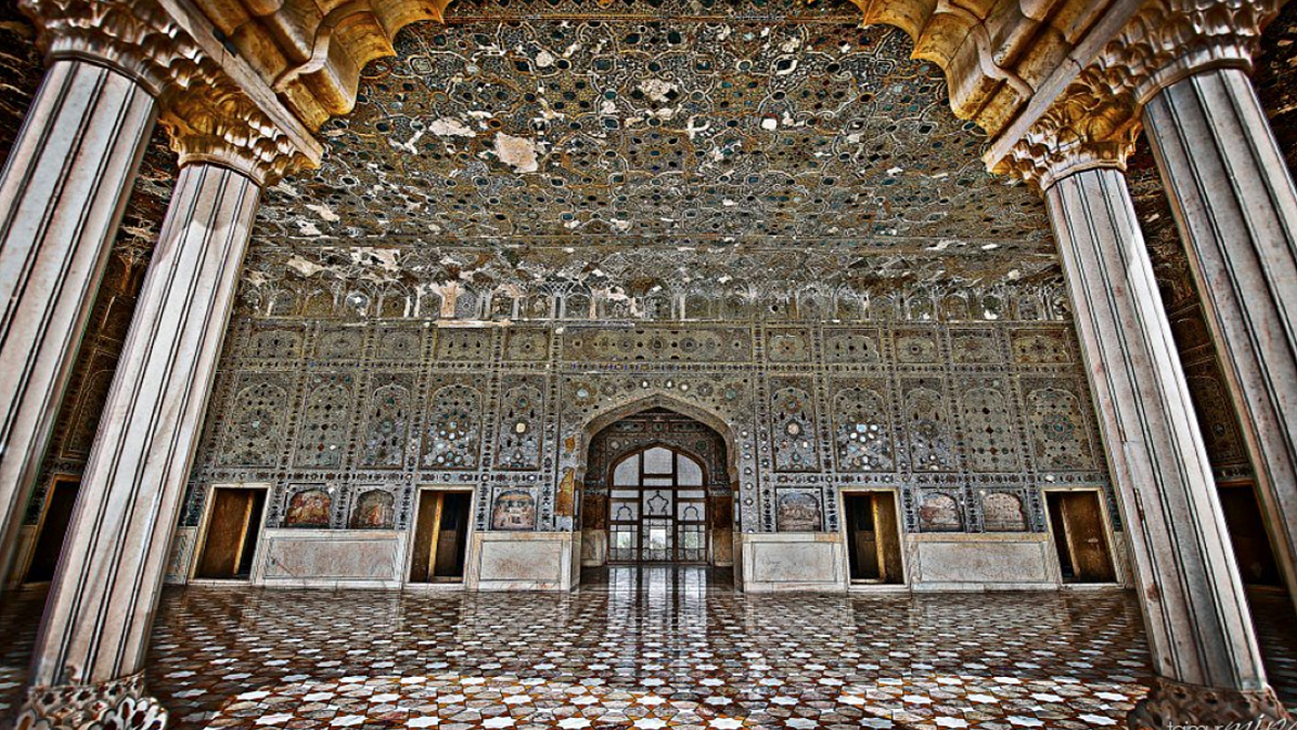 Sheesh Mahal (Hall of Mirrors)