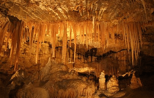 Discover the limestone caves in Diglipur