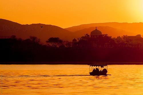 Lake Pichola: Take A Sunset Boat Cruise