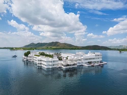 Taj Lake Palace: For A Royal Stay