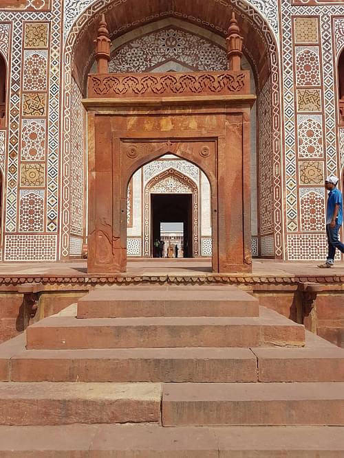 Akbar’s Tomb: Explore The Domes