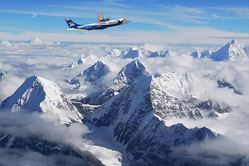 Scenic Mountain Flights Over Everest